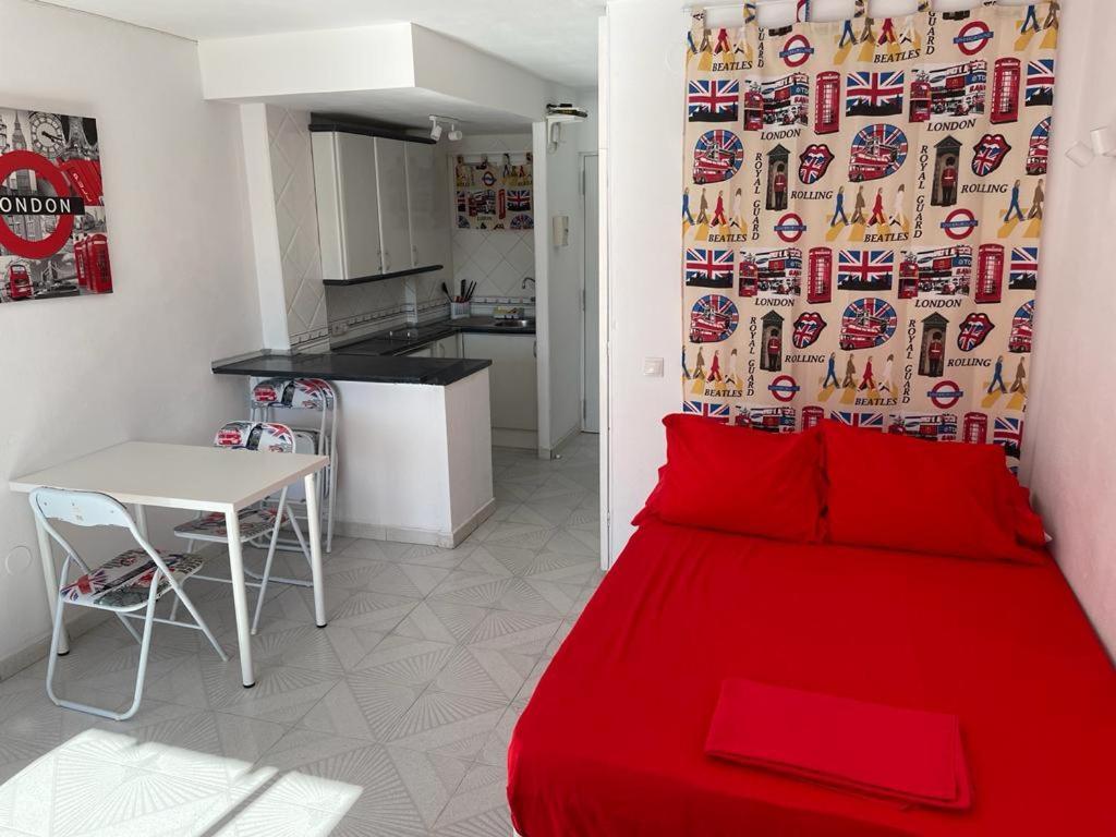 Jupiter Apartment Sea, Pools View Benalmadena Bagian luar foto