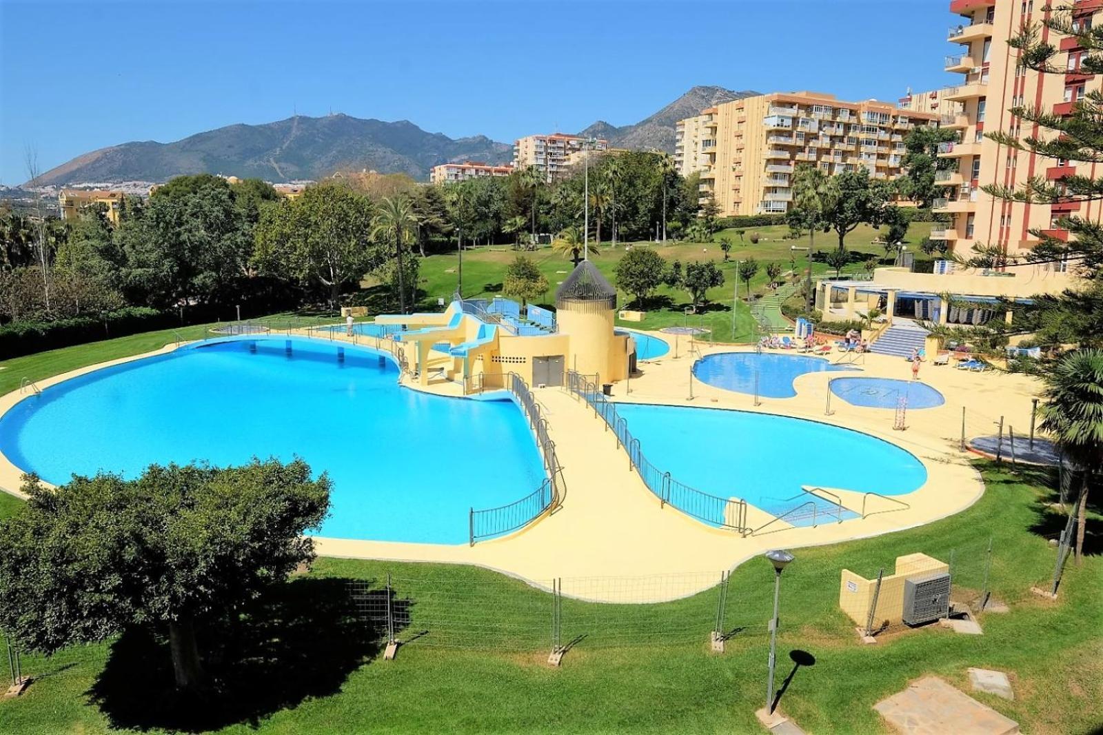 Jupiter Apartment Sea, Pools View Benalmadena Bagian luar foto